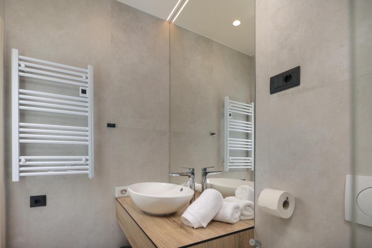 غييكا Ribica Luxury Rooms المظهر الخارجي الصورة